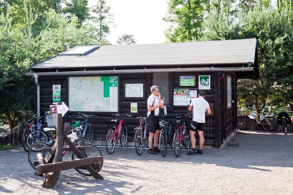 Turisticka Ubytovna Cakle Ústí nad Orlicí Exterior foto